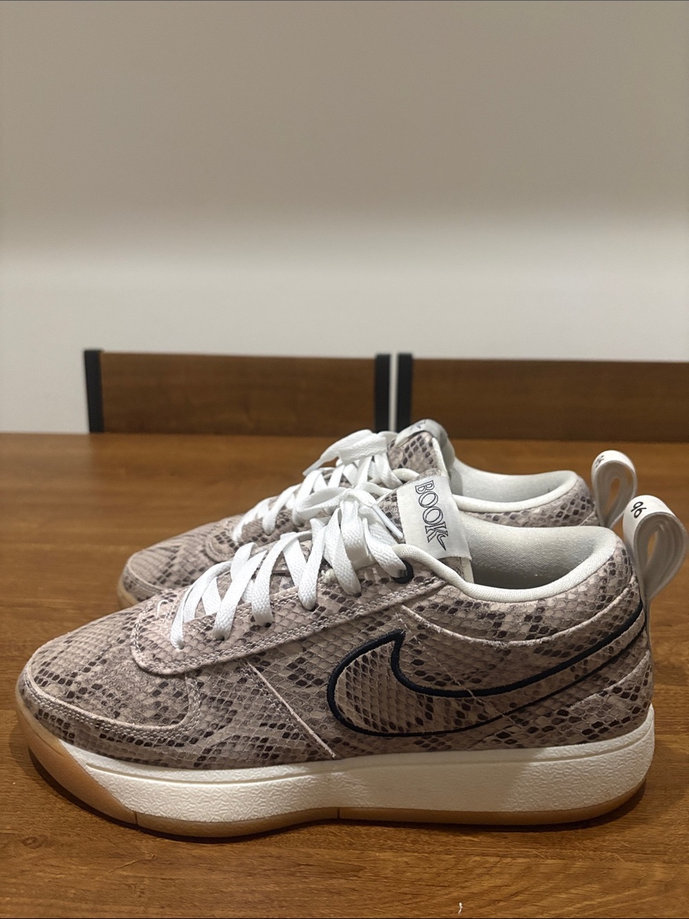 Nike Book 1